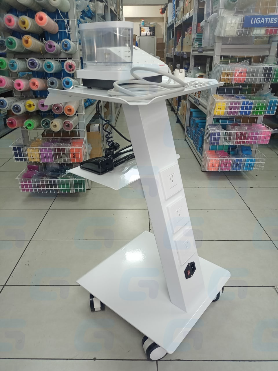 Dental Trolley 220v Power Outlet