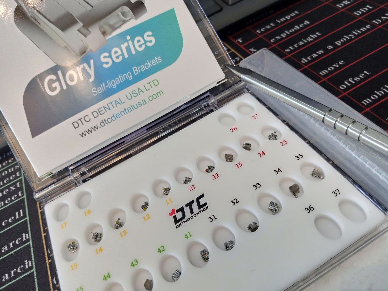 DTC Ortho Self-Ligating Brackets with Opening Instrument